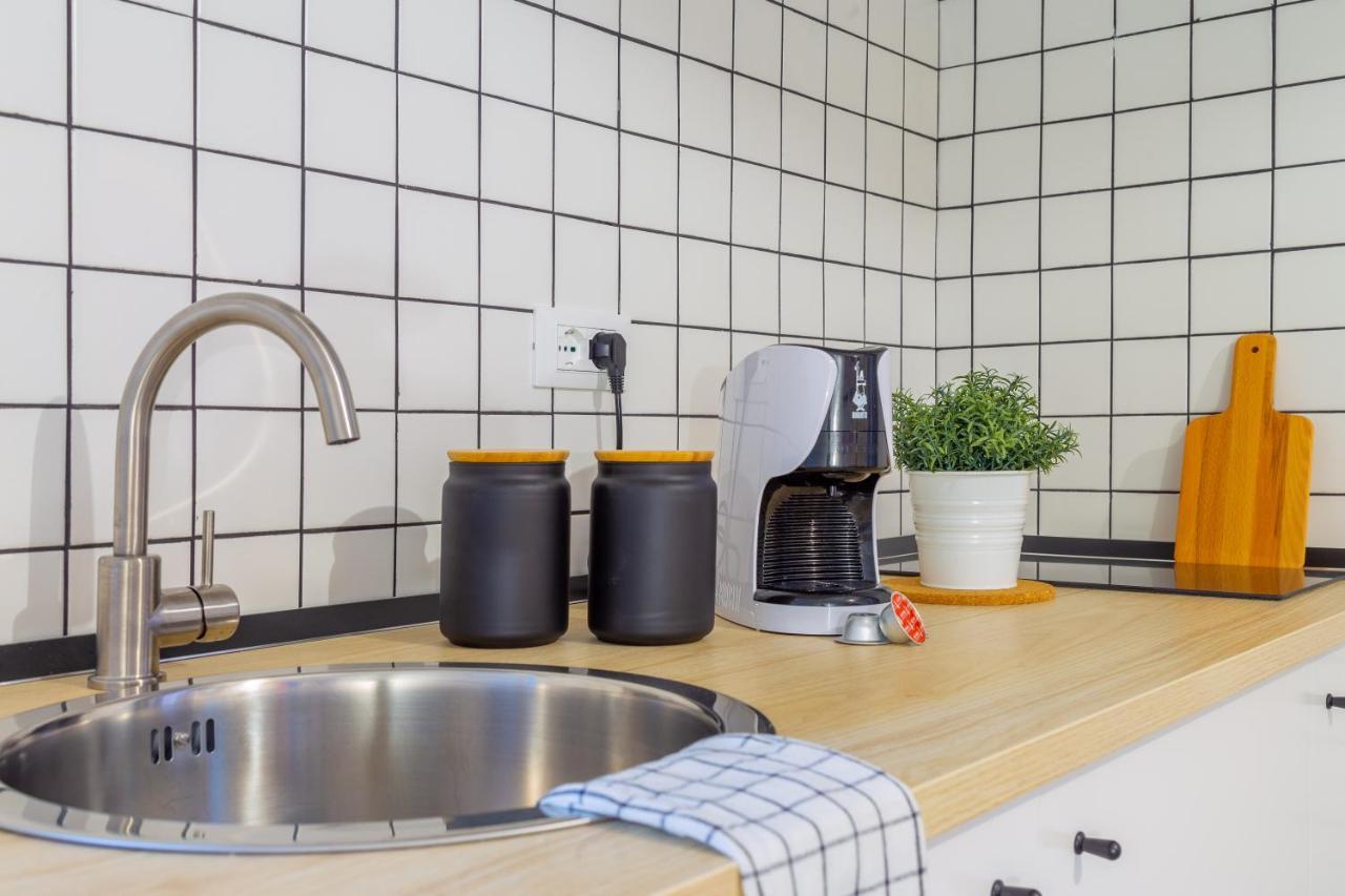 Stylish Loft In The City Center Triest Exterior foto